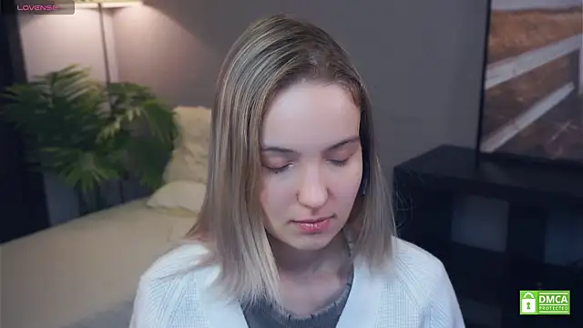 HongTomczak online show from 28, 11, 2025