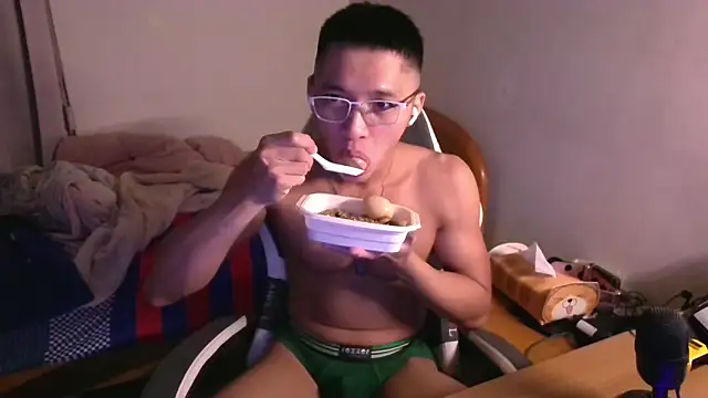 iron0401 online show from 20, 3, 2026