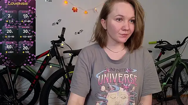 BellaMurrr online show from 24, 10, 2025