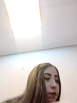 Snapshot of Sophi_Thaylorr chatting on 22, 10, 2025 Sophi Thaylorr online show from 22, 10, 2025