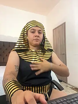 Snapshot of IanGilbert chatting on 30, 10, 2025 IanGilbert online show from 30, 10, 2025