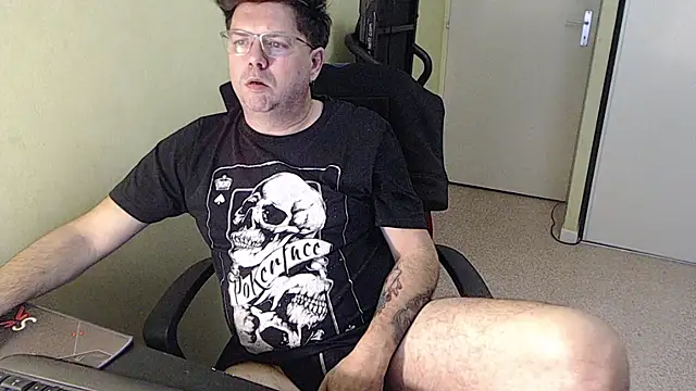 blueandwhite1 online show from 2, 2, 2026