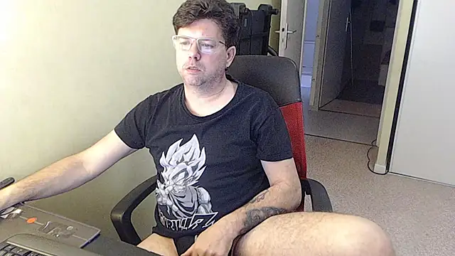 blueandwhite1 online show from 14, 2, 2026