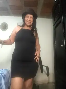 Snapshot of Africa_moont chatting on 16, 10, 2025 Africa moont online show from 16, 10, 2025