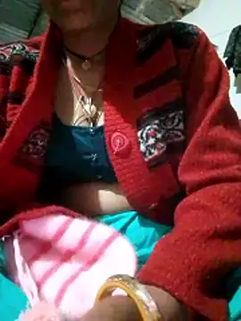 Snapshot of Maya5656 chatting on 22, 11, 2025 Maya5656 online show from 22, 11, 2025