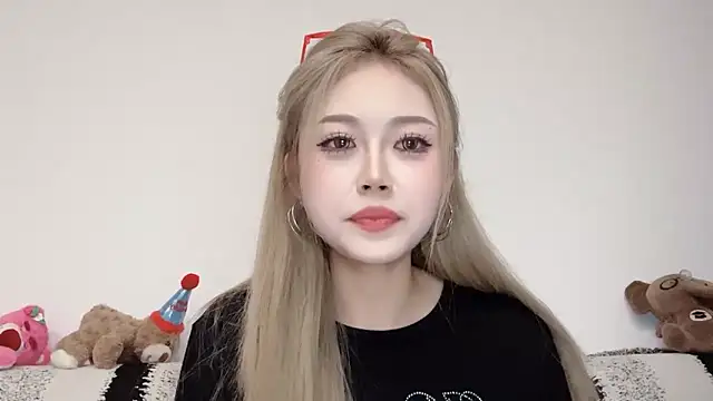 XingKongCOCO-107 online show from 17, 10, 2025