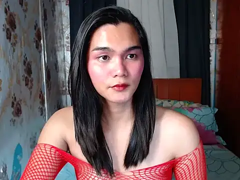 lady in moon online show from 6, 3, 2026