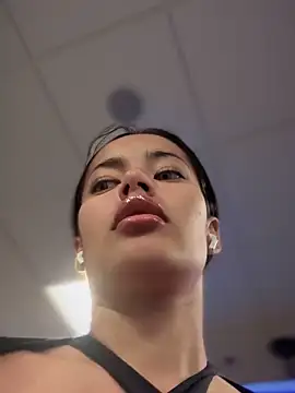 Snapshot of Risky_Workouts chatting on 18, 10, 2025 Risky Workouts online show from 18, 10, 2025