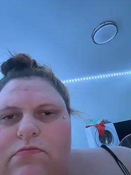 Snapshot of bigmamavirgo01 chatting on 20, 10, 2025 bigmamavirgo01 online show from 20, 10, 2025