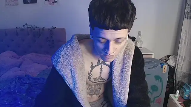2cyboy  online show from 12, 9, 2025