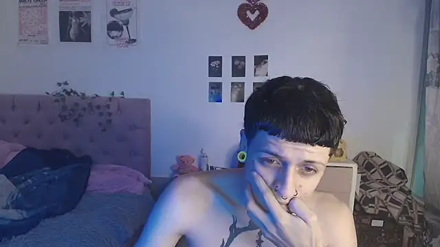 2cyboy  online show from 21, 9, 2025