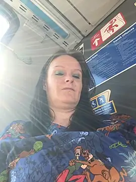 Snapshot of sinfful-secrets@xh chatting on 15, 10, 2025 sinfful-secretsxh online show from 15, 10, 2025