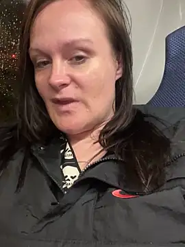 Snapshot of sinfful-secrets@xh chatting on 13, 11, 2025 sinfful-secretsxh online show from 13, 11, 2025