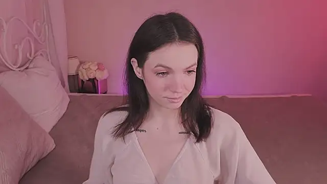 Loona Eclipse online show from 15, 10, 2025