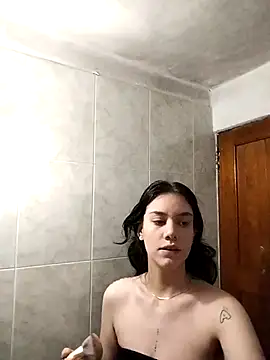 emmii cute online show from 26, 9, 2025