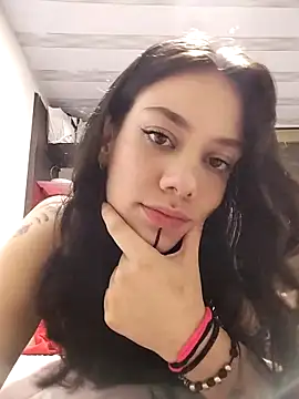 emmii cute online show from 20, 11, 2025