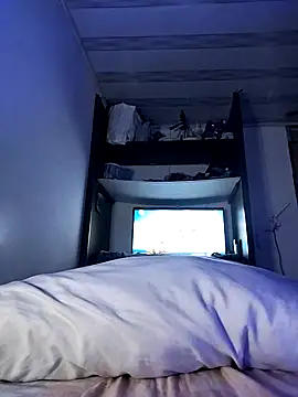 emmii cute online show from 21, 11, 2025