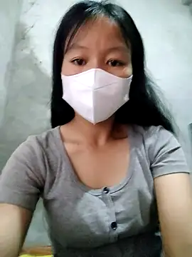 Lilyy-y online show from 10, 10, 2025