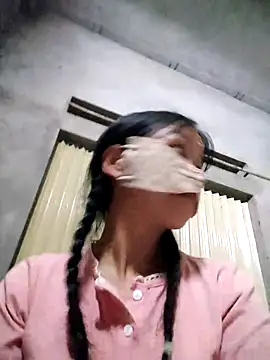 Lilyy-y online show from 30, 10, 2025