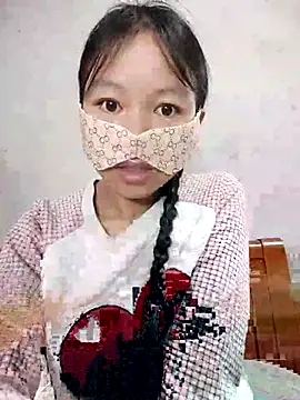 Lilyy-y online show from 3, 11, 2025