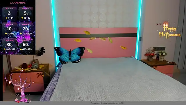 Snapshot of MeryMidnight chatting on 3, 11, 2025 MeryMidnight online show from 3, 11, 2025