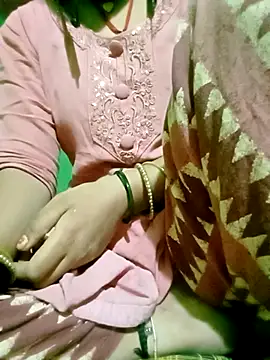 Hot-yuo84 online show from 26, 10, 2025