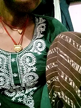 Hot-yuo84 online show from 7, 11, 2025