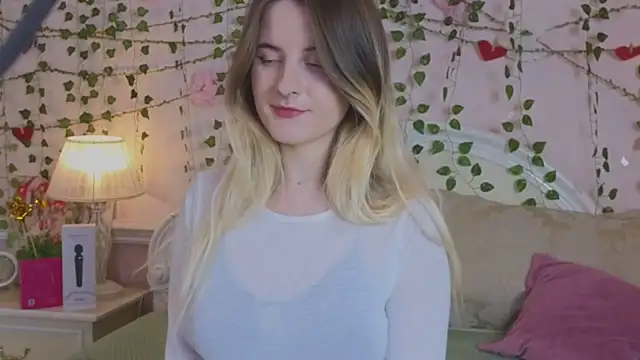 Sonia Meow online show from 17, 11, 2025