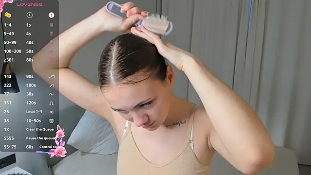 SirenaOstrem online show from 25, 10, 2025