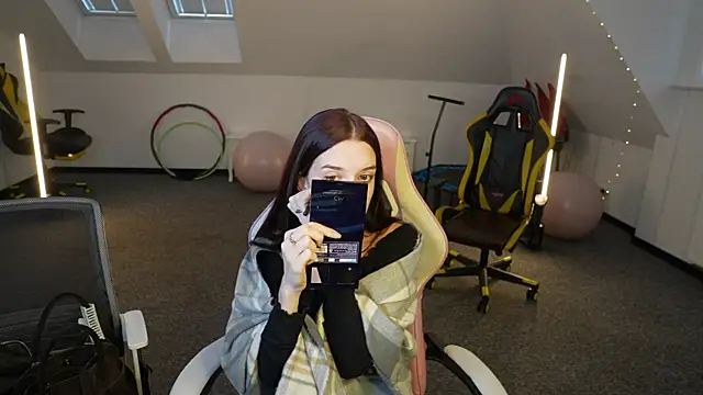  Lili 054 online show from 14, 11, 2025