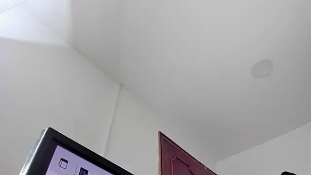 CarolinaFerrer online show from 11, 11, 2025