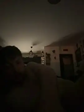 Snapshot of TomieSoichi chatting on 8, 11, 2025 TomieSoichi online show from 8, 11, 2025