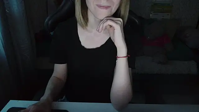 Ogonechekkk online show from 14, 9, 2025