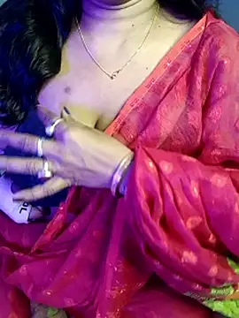 monaa-darling online show from 4, 11, 2025