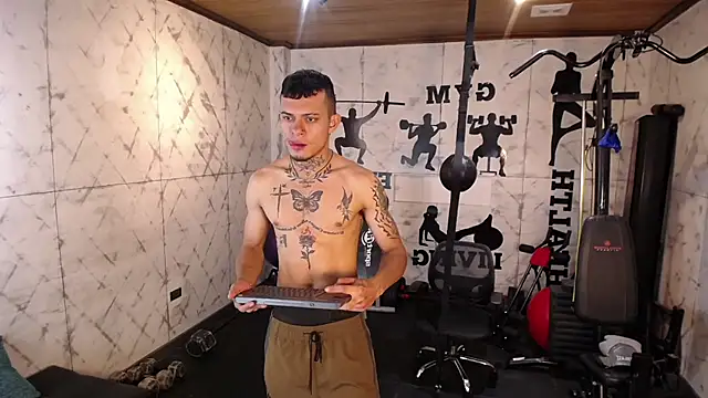 MrJustin  online show from 18, 10, 2025