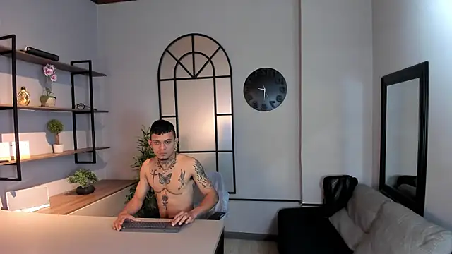 MrJustin  online show from 20, 10, 2025