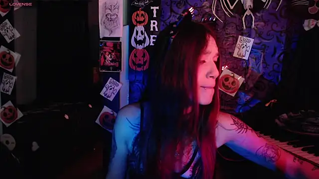 Snapshot of lilithword chatting on 19, 10, 2025 lilithword online show from 19, 10, 2025