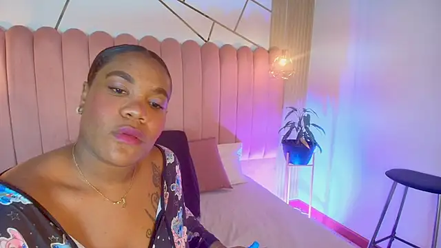 Chloee Miller1 online show from 4, 10, 2025