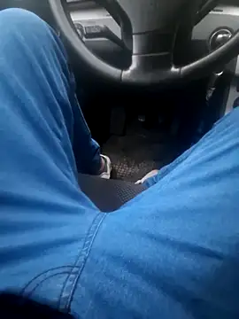 Snapshot of Mlody991112 chatting on 11, 10, 2025 Mlody991112 online show from 11, 10, 2025