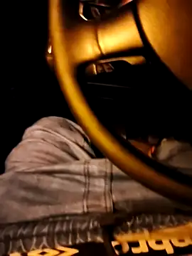 Snapshot of Mlody991112 chatting on 17, 11, 2025 Mlody991112 online show from 17, 11, 2025