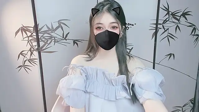 Sparkly Candy online show from 4, 11, 2025