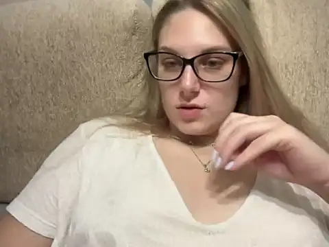 NikexPretty online show from 11, 10, 2025