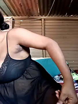 Snapshot of HappygalTheQueen chatting on 24, 10, 2025 HappygalTheQueen online show from 24, 10, 2025