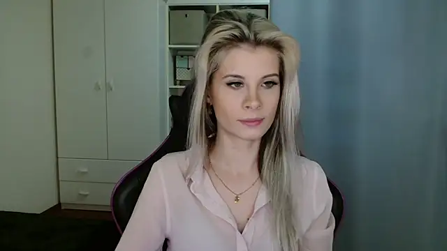 KristineGlow online show from 2, 3, 2026