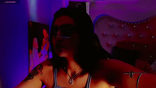 Daphnne Foxx online show from 9, 9, 2025