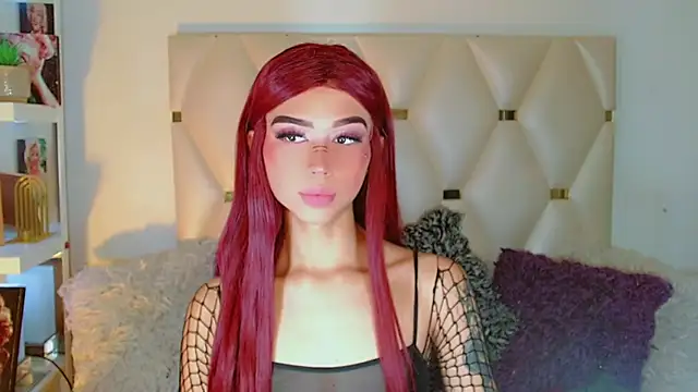 Daphnne Foxx online show from 7, 10, 2025