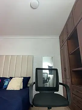 Sophia moons online show from 24, 10, 2025