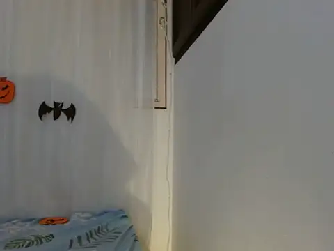 NoraParkeer online show from 11, 10, 2025