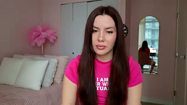 Snapshot of SirenSwitch chatting on 27, 11, 2025 SirenSwitch online show from 27, 11, 2025