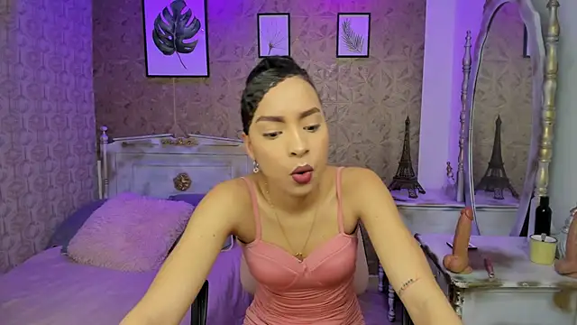 Lucia jane online show from 9, 10, 2025